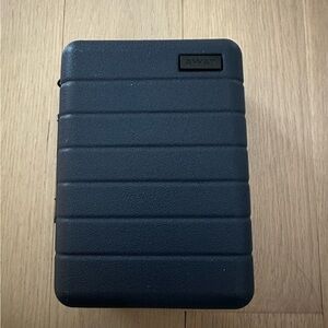 Away Mini Hard Case Luggage Amenity Kit x United Airlines Navy Blue Pouch